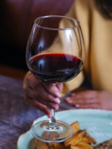 Verre de vin rouge SAINT-GEORGES SAINT-EMILION 